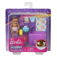 Описание
Куклы и игровые наборы Barbie Skipper Babysitters Inc., позволяющие детям проявить себя в заботе. Этот тематический набор для кормления и купания позволит им стать няней с веселой ролевой игрой. Лицо очаровательной куклы меняет цвет лица: от грязного к чистому и обратно, а маленьким детям так легко играть! Окуните зеленое мороженое в холодную воду и «покормите» ребенка — о нет, какой бардак! Наполните ванну в форме кита теплой водой и вымойте ее лицо мочалкой. Затем высушите ее и оденьте куклу в милое полотенце в форме утки, которое заставит детей крякать! Сюжет дополняется дополнительными принадлежностями для кормления и купания, позволяющими юным няням играть снова и снова. Им захочется кормить и стирать эту милую куклу снова и снова! Собирайте куклы и аксессуары Babysitters Inc., чтобы заполнить игровое время присмотром за детьми, потому что, играя с Барби, девочка представляет себе, кем она может стать. В комплект входят кукла, меняющая цвет, ванночка, губка для мороженого и тематические аксессуары. Цвета и декор могут отличаться. Проведите классические моменты ухода за детьми с помощью игровых наборов Barbie Skipper Babysitters Inc., в которые входят кукла, тематические аксессуары и забавная функция, позволяющая погрузить детей в ролевые игры! В этом наборе особое внимание уделяется кормлению и купанию: на кукле есть забавная функция смены цвета, которую дети могут повторять снова и снова, чтобы удивить и повеселиться! Маленьким детям легко играть: просто снимите крышку с чашки с долларом, залейте холодной водой, окуните зеленую губку для мороженого и «покормите» малышку — о нет, на её лице весь зелёный бардак! Наполните ванну в форме кита теплой водой и вымойте ее лицо тканью. Теперь она готова прижаться к себе! Вытрите ее полотенцем и оденьте в такой милый наряд из полотенца в форме утки! Дополнительные аксессуары, такие как бутылка с мылом, мочалка, чашка для наливки, резиновая утка и съемный подгузник, помогут произвести настоящий фурор! Собирайте куклы и игрушки для няни Барби, чтобы вдохновить воображение и открыть для себя новые возможности, ведь когда девочка играет с Барби, она открывает для себя все, чем она может стать (каждая продается отдельно, при наличии).
Номер детали
GHV86
Бренд Барби: Няни INC
Серия «Барби»
Минимальный возраст 3 года
Пол Девочки
Продукт с батарейным питанием нет
Батареи в комплекте
Питание Не применимо
Другие функции
Размеры упаковки: 16,51 х 4,45 х 16,19 см цена и информация | Игрушки для девочек | pigu.lt