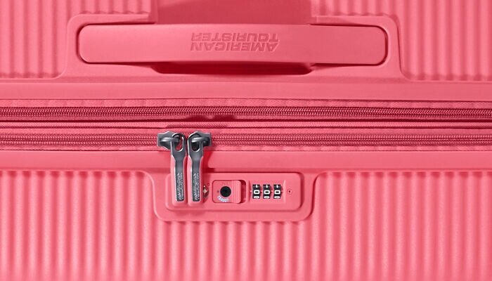Mažas lagaminas American Tourister Soundbox Sun Kissed Coral S, rožinis kaina ir informacija | Lagaminai, kelioniniai krepšiai | pigu.lt