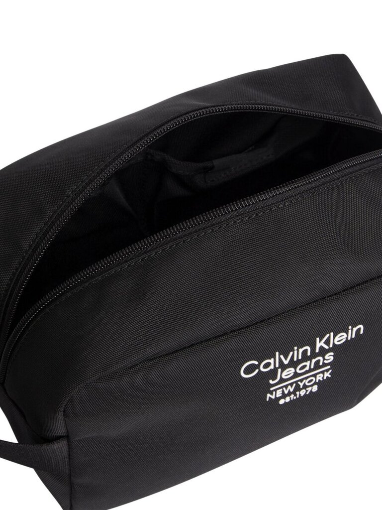 Kosmetinė vyrams Calvin Klein Sport Essentials 545008739 kaina ir informacija | Vyriškos rankinės | pigu.lt