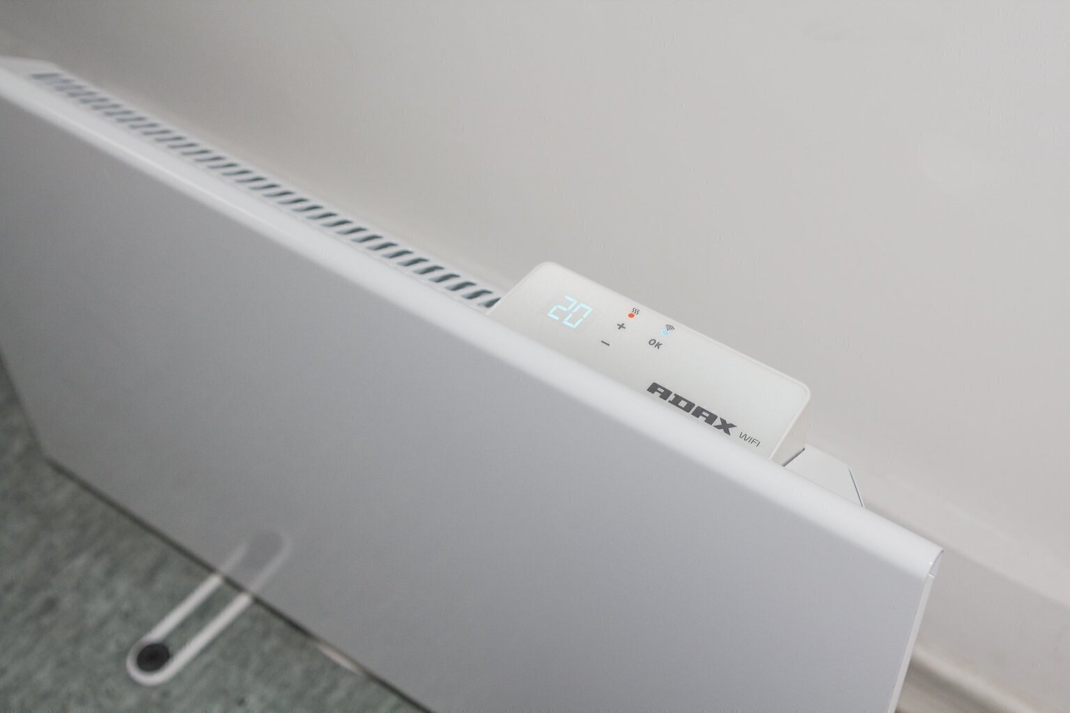 Elektrinis radiatorius Adax Neo Wifi H 1400W baltas kaina ir informacija | Šildytuvai | pigu.lt