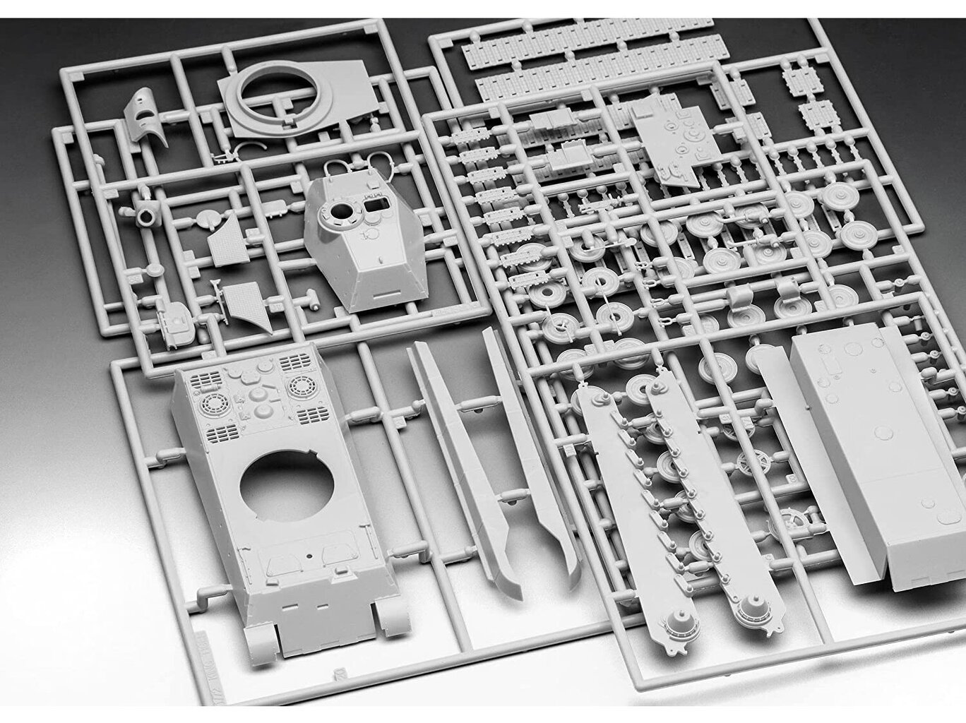 Konstruktorius Revell - Tiger II Ausf. B "Königstiger" "World of Tanks", 1/72, 03503 kaina ir informacija | Konstruktoriai ir kaladėlės | pigu.lt