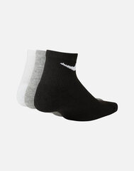 Sportinės kojinės berniukams Nike Basic Pack Qtr UN0026 W2F, 3 poros kaina ir informacija | Kojinės, pėdkelnės berniukams | pigu.lt