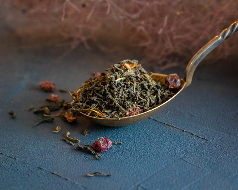 Ekologiška žalioji arbata su spanguolių, aviečių ir erškėtrožių vaisiais, 300 g kaina ir informacija | Arbata | pigu.lt