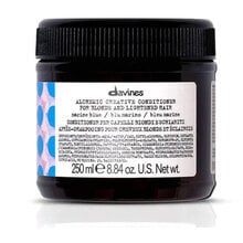 Dažantis kondicionierius šviesiems plaukams Davines Alchemic Creative Conditioner For Blonde And Lightened Hair, Marine Blue, 250 ml kaina ir informacija | Balzamai, kondicionieriai | pigu.lt