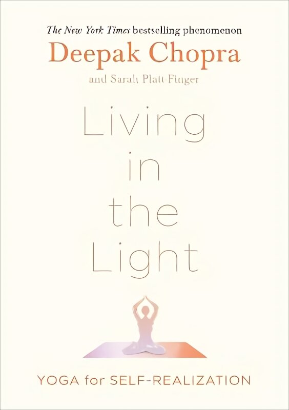 Living in the Light: Yoga for Self-Realization цена и информация | Saviugdos knygos | pigu.lt