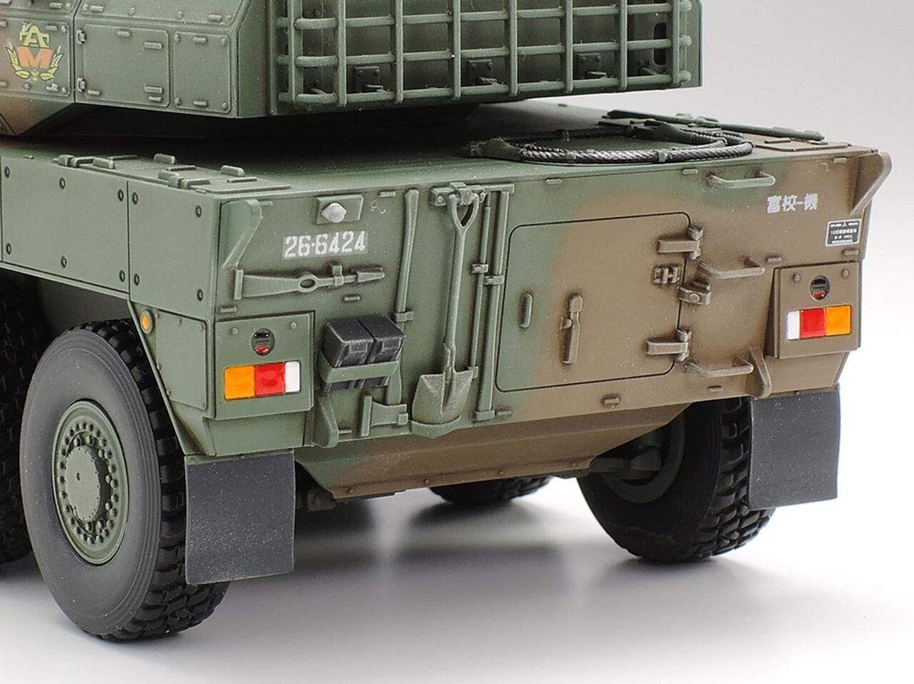 Tamiya JGSDF Type 16 Maneuver Combat Vehicle, 1/48, 32596 цена и информация | Konstruktoriai ir kaladėlės | pigu.lt