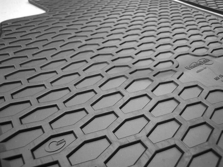 Kilimėliai Mazda 3 2013-2016 цена и информация | Modeliniai guminiai kilimėliai | pigu.lt