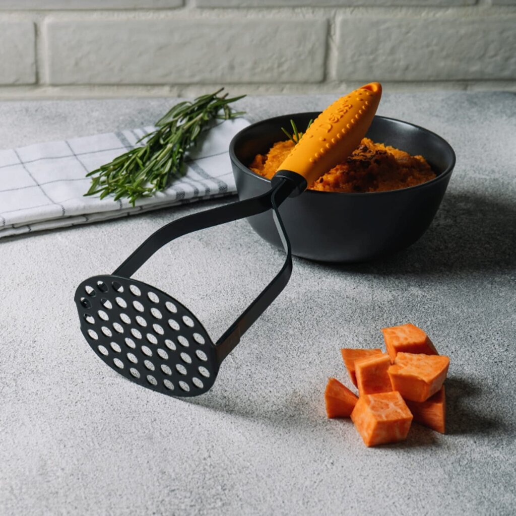 Deiss Pro bulvių grūstuvė, 28 cm, juoda kaina ir informacija | Virtuvės įrankiai | pigu.lt