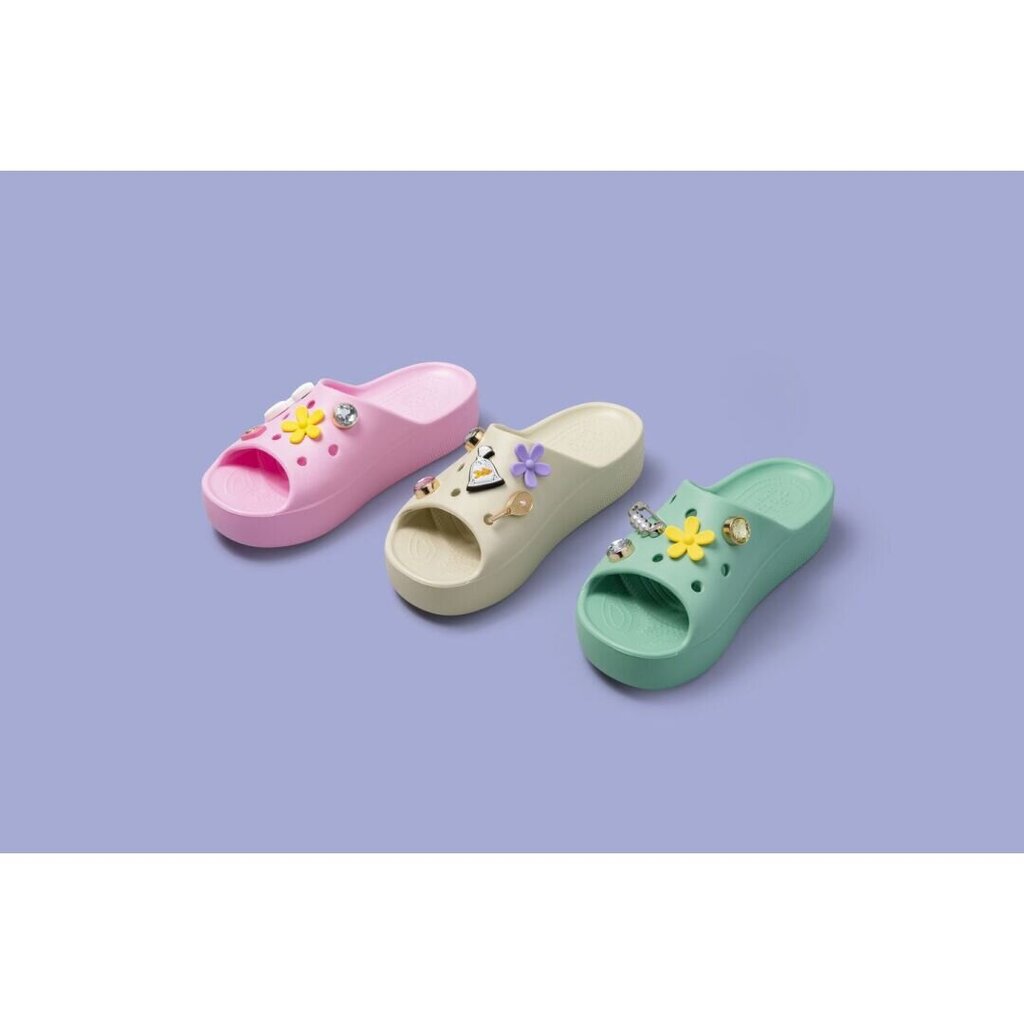 Šlepetės moterims Crocs™ Classic Platform Slide 231814 kaina ir informacija | Šlepetės moterims | pigu.lt