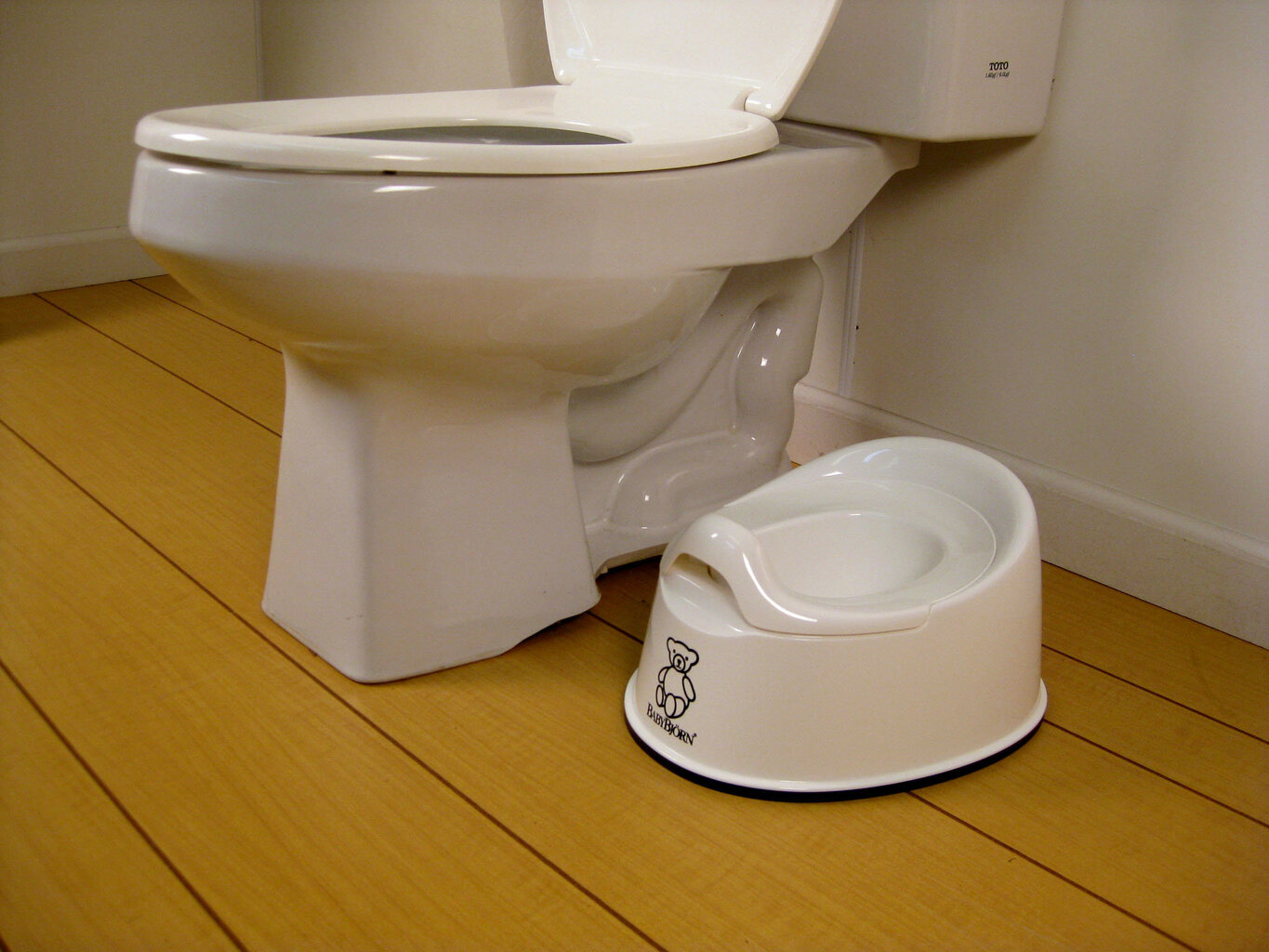 Babybjörn naktipuodis Smart Potty, white 051021 kaina ir informacija | Naktipuodžiai | pigu.lt