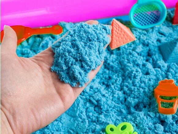 Kinetinio smėlio rinkinys su formelėmis Kruzzel, 2 kg kaina ir informacija | Lavinamieji žaislai | pigu.lt