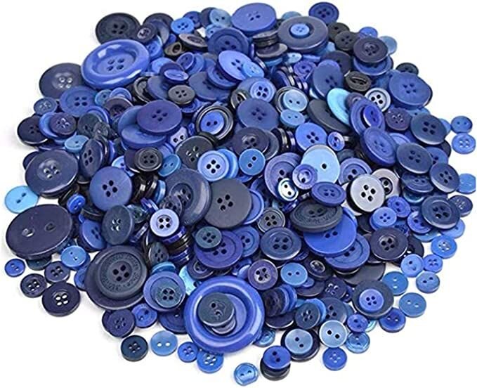Įvairių dydžių mėlynų spalvų sagų rinkinys, 100 g цена и информация | Siuvimo reikmenys | pigu.lt