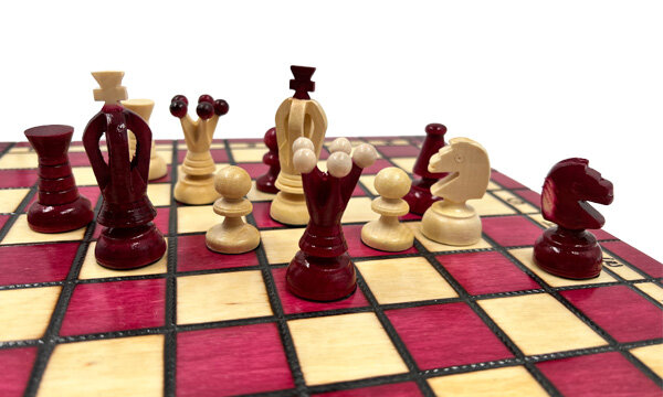 Šachmatai Royal Freely, raudoni kaina ir informacija | Stalo žaidimai, galvosūkiai | pigu.lt