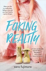 Faking Reality цена и информация | Книги для подростков и молодежи | pigu.lt