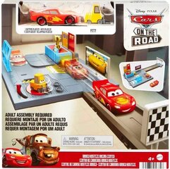 Автомобили Mattel Disney Pixar: в дороге — гоночный центр «Диноко Рустезе» (HGV69) цена и информация | Игрушки для мальчиков | pigu.lt