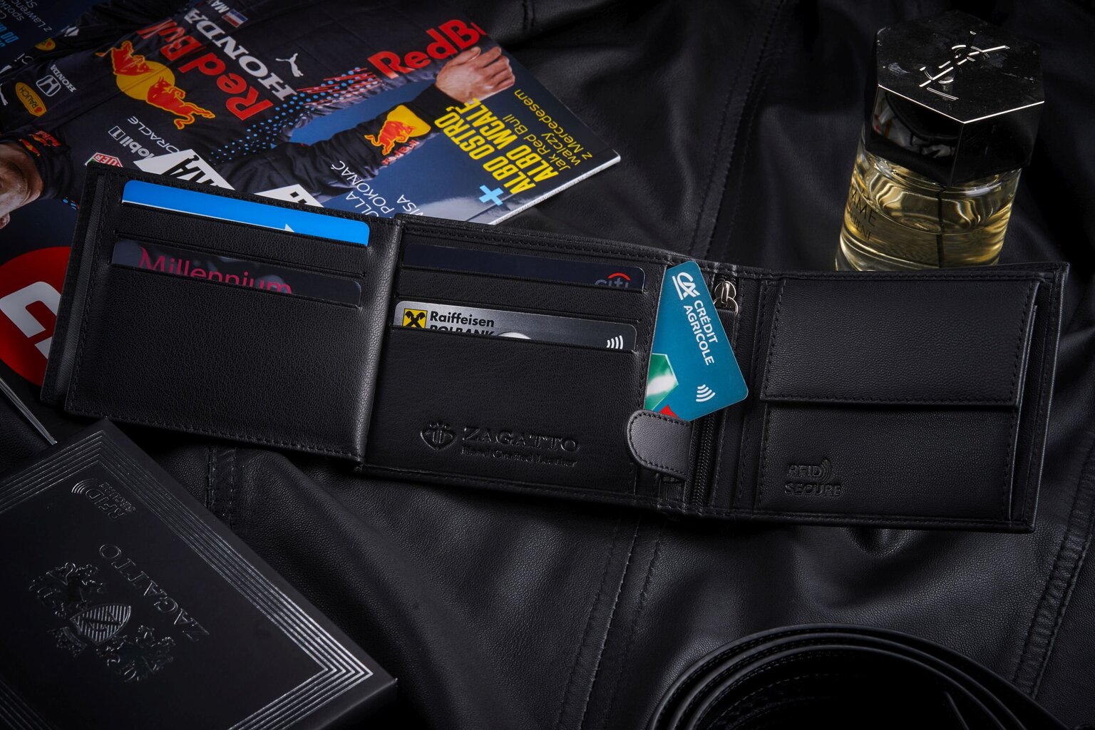 Natūralios odos piniginė vyrams Zagatto Carbon RFID Secure kaina ir informacija | Vyriškos piniginės, kortelių dėklai | pigu.lt