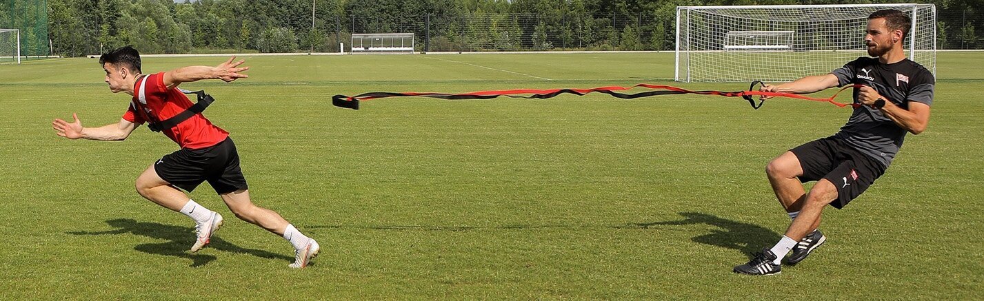 Greičio treniruočių diržas Yakimasport, 270 cm, juodas/raudonas kaina ir informacija | Pasipriešinimo gumos, žiedai | pigu.lt