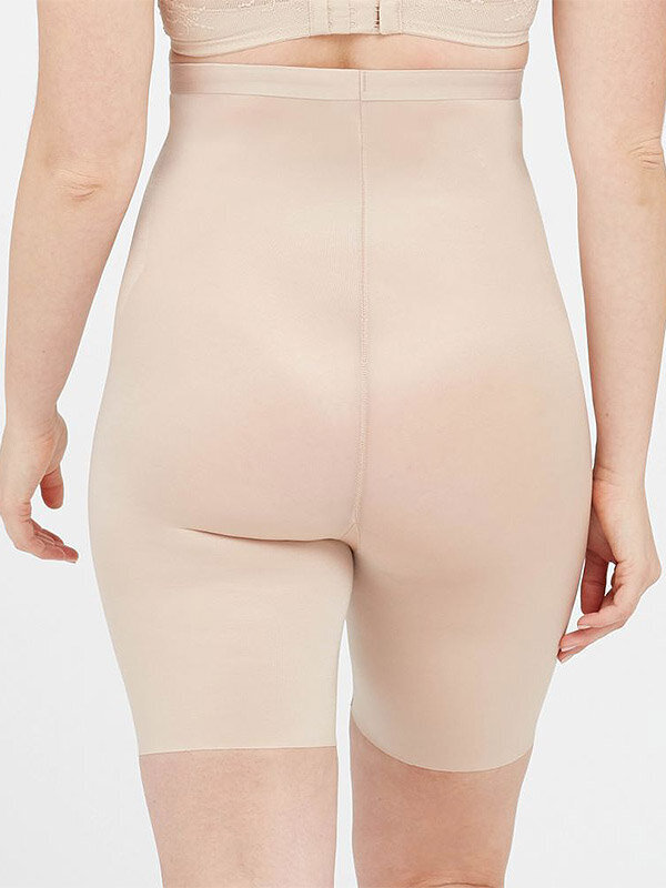 Liekninantys šortai moterims Spanx 10233R, smėlio spalvos kaina ir informacija | Liekninantys apatiniai | pigu.lt