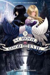 School for Good and Evil: Now a Netflix Originals Movie цена и информация | Книги для подростков  | pigu.lt