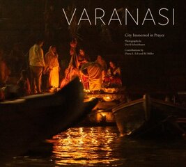 Varanasi: City Immersed in Prayer цена и информация | Книги по фотографии | pigu.lt