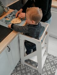 Virtuvės bokštelis, Kitchen Helper Babylike BKM, 40x46x85 cm, balta цена и информация | Детские столы и стулья | pigu.lt