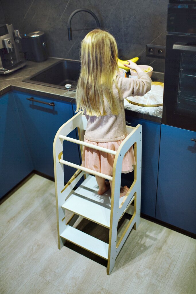 Virtuvės bokštelis, Kitchen Helper Babylike B2RM+, 40x46x85 cm, balta kaina ir informacija | Vaikiškos kėdutės ir staliukai | pigu.lt