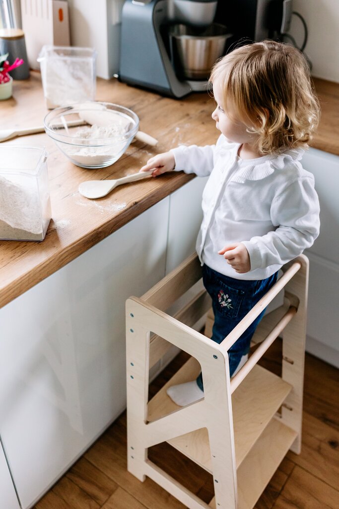 Virtuvės bokštelis Babylike NTS, rudas цена и информация | Vaikiškos kėdutės ir staliukai | pigu.lt