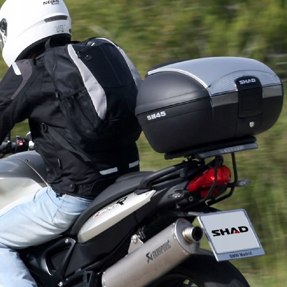 Motociklo bagažinės dėžė, juoda цена и информация | Moto reikmenys | pigu.lt
