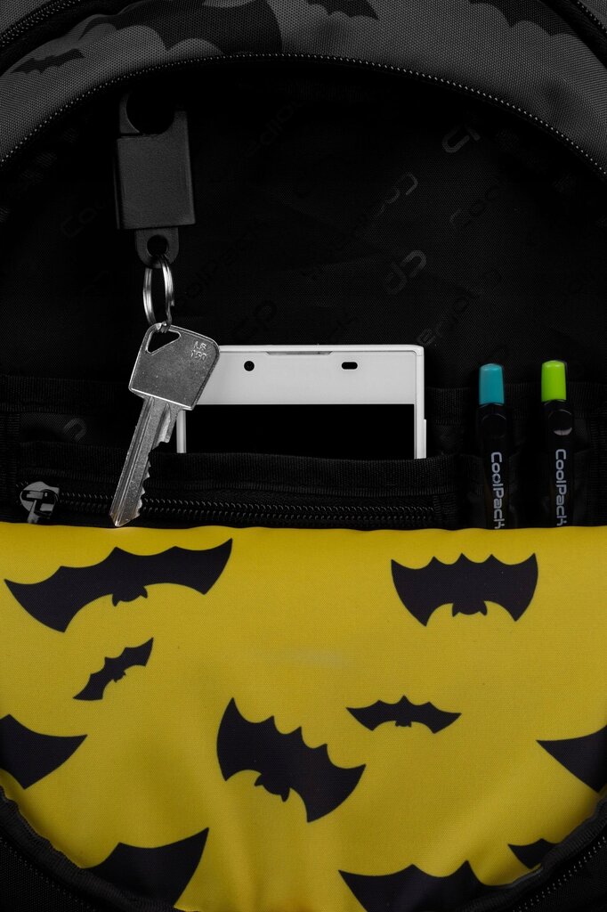 Mokyklinė kuprinė CoolPack Dark Knight, juoda kaina ir informacija | Kuprinės mokyklai, sportiniai maišeliai | pigu.lt