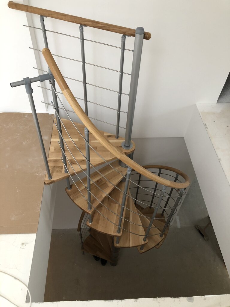Spiraliniai laiptai Minka Venezia Ø120 cm, 309 cm цена и информация | Laiptai | pigu.lt