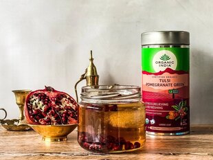 Ajurvedinė biri arbata Tulsi Pomegranate Green, Organic India, 100g kaina ir informacija | Arbata | pigu.lt