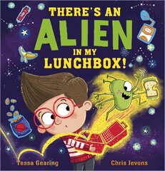 There's an Alien in My Lunchbox! цена и информация | Книги для малышей | pigu.lt