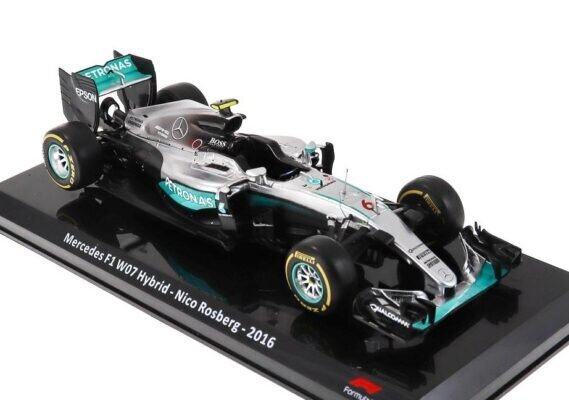 Kolekcinis modeliukas Mercedes F1 W07 Hybrid - Nico Rosberg - 2016 World Champion Hachette 1:24 For029 kaina ir informacija | Kolekciniai modeliukai | pigu.lt