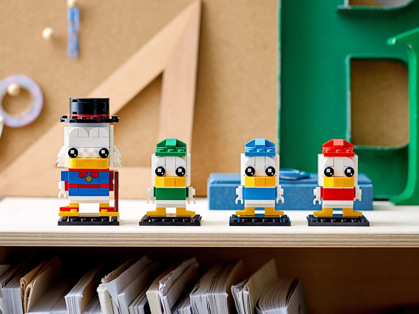 40560 LEGO® BrickHeadz Scrooge McDuck, Huey, Duey & Louie kaina ir informacija | Konstruktoriai ir kaladėlės | pigu.lt