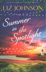 Summer in the Spotlight цена и информация | Фантастика, фэнтези | pigu.lt