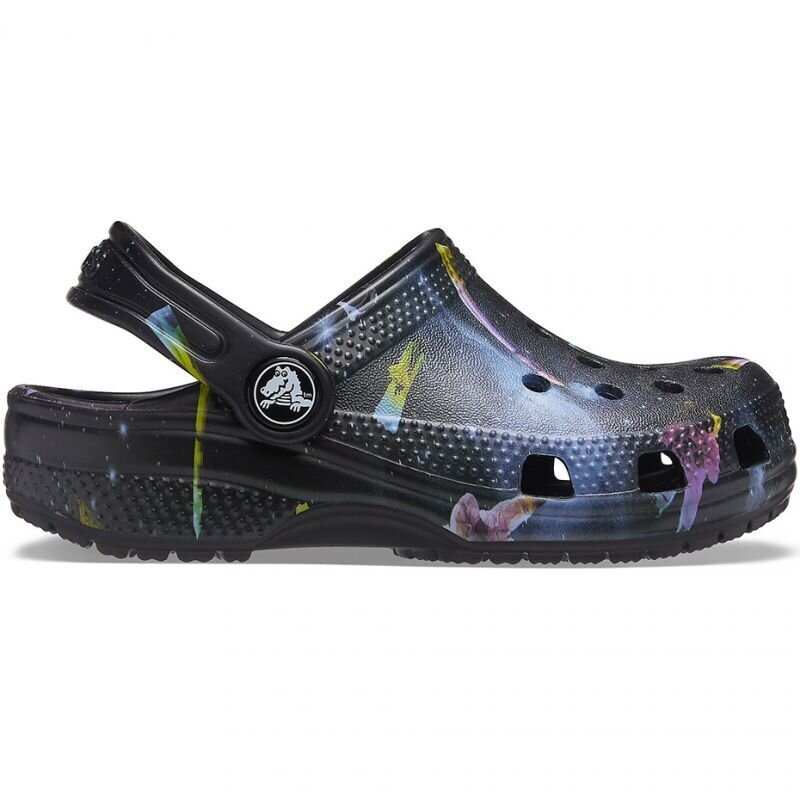 Šlepetės vaikams Crocs Classic Out Of This World II Clog Jr 206818 001 SW6508908225, juodos kaina ir informacija | Šlepetės, kambario avalynė vaikams | pigu.lt