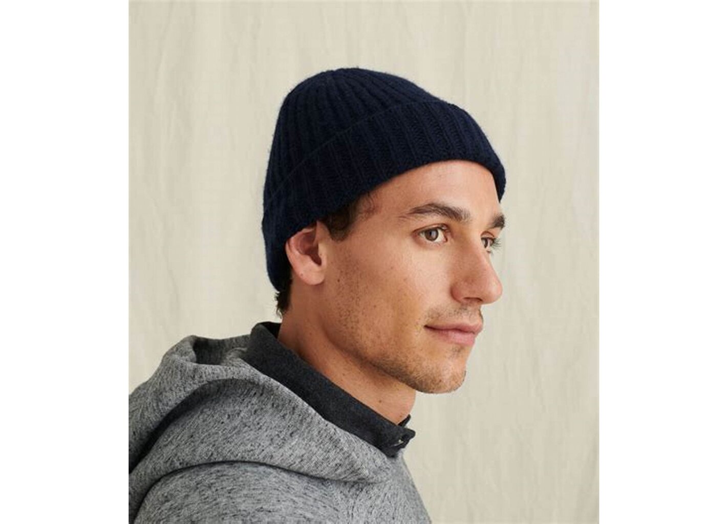 Retro stiliaus megzta žieminė bini kepurė kaina ir informacija | Vyriški šalikai, kepurės, pirštinės | pigu.lt