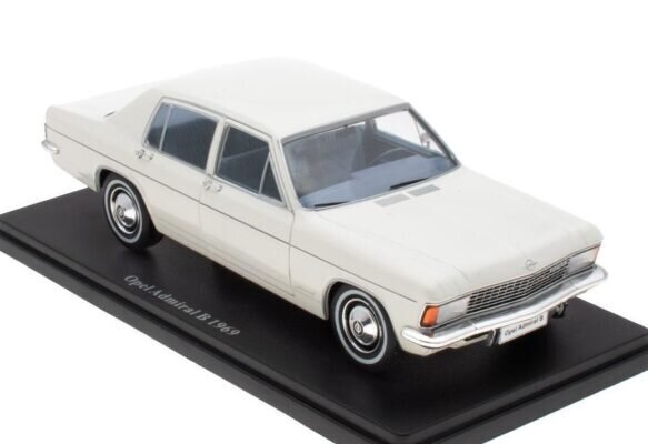 Kolekcinis modeliukas Opel Admiral B – 1969 White 24p013 Hachette 1:24 kaina ir informacija | Kolekciniai modeliukai | pigu.lt