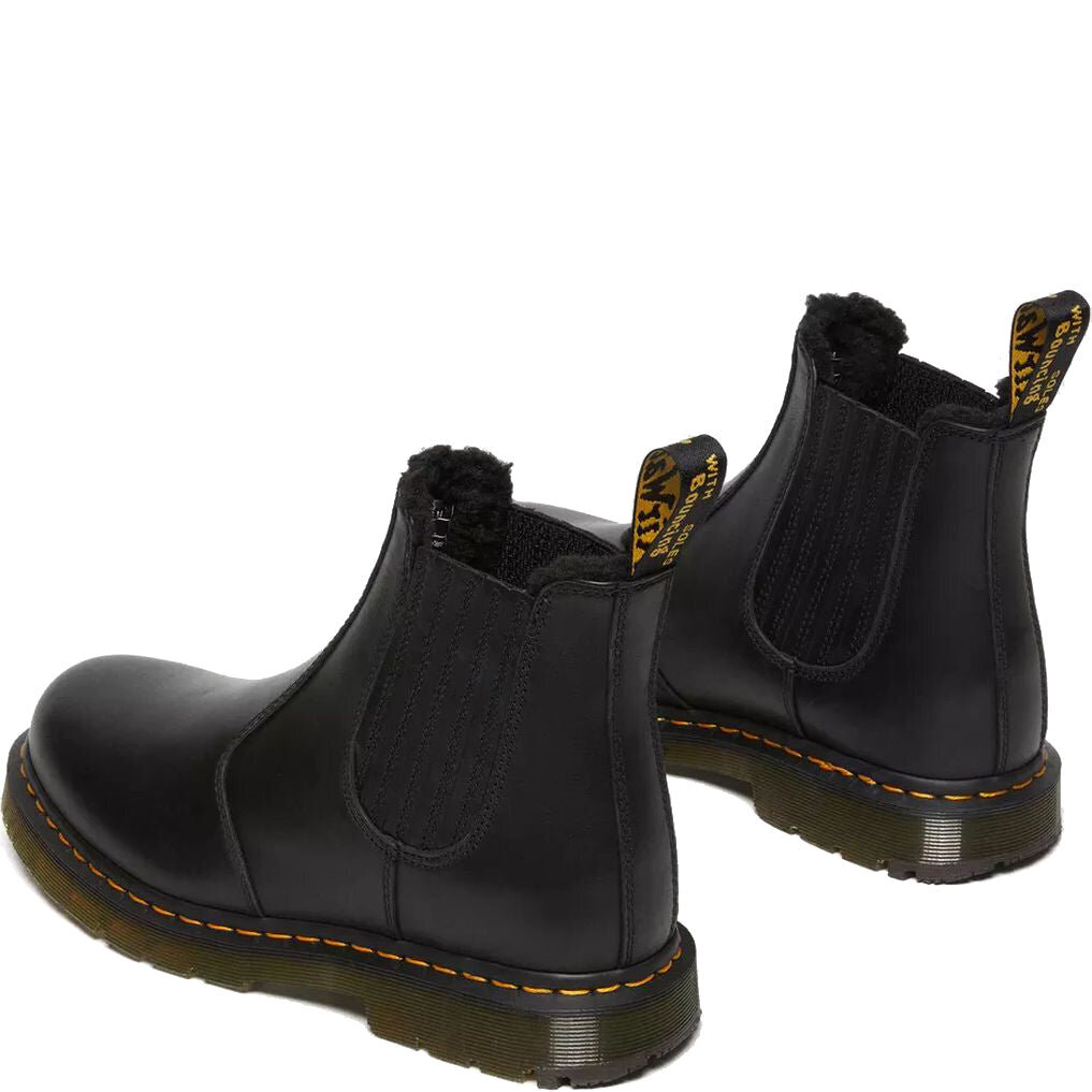 Aulinukai moterims Dr. Martens 2976, juodi kaina ir informacija | Aulinukai, ilgaauliai batai moterims | pigu.lt