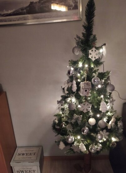 Kalėdinė eglutė LMG, 170 cm kaina ir informacija | Eglutės, vainikai, stovai | pigu.lt