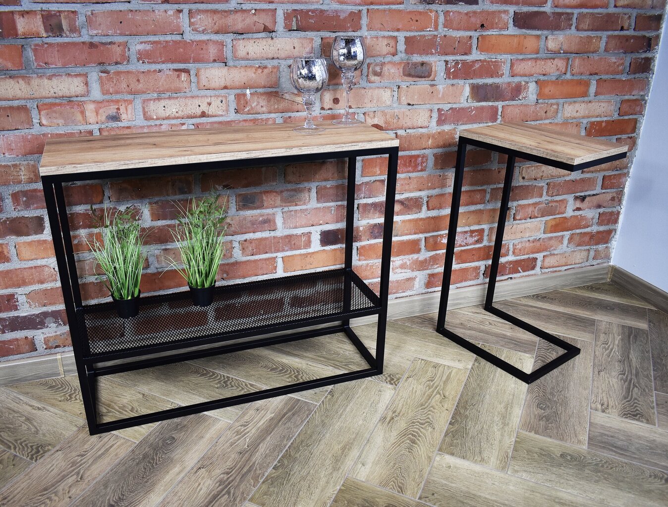 Konsolinis staliukas, 90 x 77 x 30 cm, juodas цена и информация | Stalai-konsolės | pigu.lt