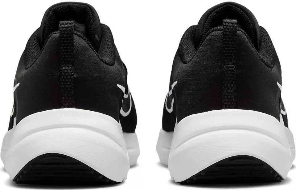 Sportiniai batai vyrams Nike Downshifter 12, juodi kaina ir informacija | Kedai vyrams | pigu.lt