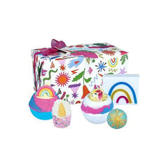 Набор подарков Bomb Cosmetics Unicorn Party: шарики для ванны, 2 шт. + шарик масла + глицериновое мыло + масляная палочка цена и информация | Масла, гели для душа | pigu.lt