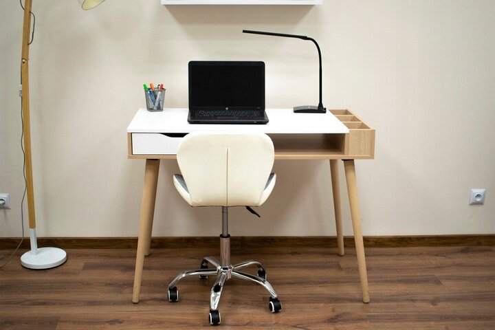 Pasukama stalo kėdė Muf-Art Dorm pilka/balta kaina ir informacija | Biuro kėdės | pigu.lt
