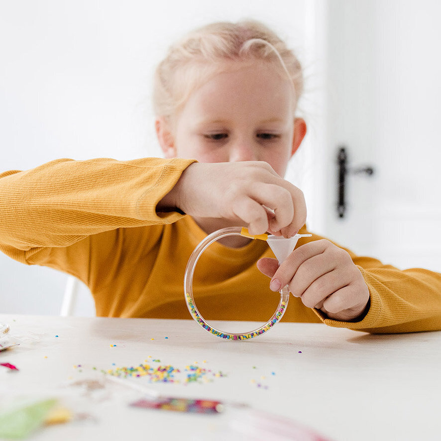 Kūrybinis apyrankių gamybos rinkinys Totum Glitter Tube Bracelets, 021198 kaina ir informacija | Žaislai mergaitėms | pigu.lt