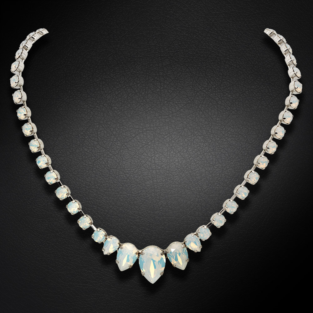 Kaklo papuošalas moterims DiamondSky „Leonora (White Opal)“ su Swarovski kristalais DS00N119 kaina ir informacija | Kaklo papuošalai | pigu.lt