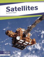 Space: Satellites цена и информация | Книги для подростков и молодежи | pigu.lt
