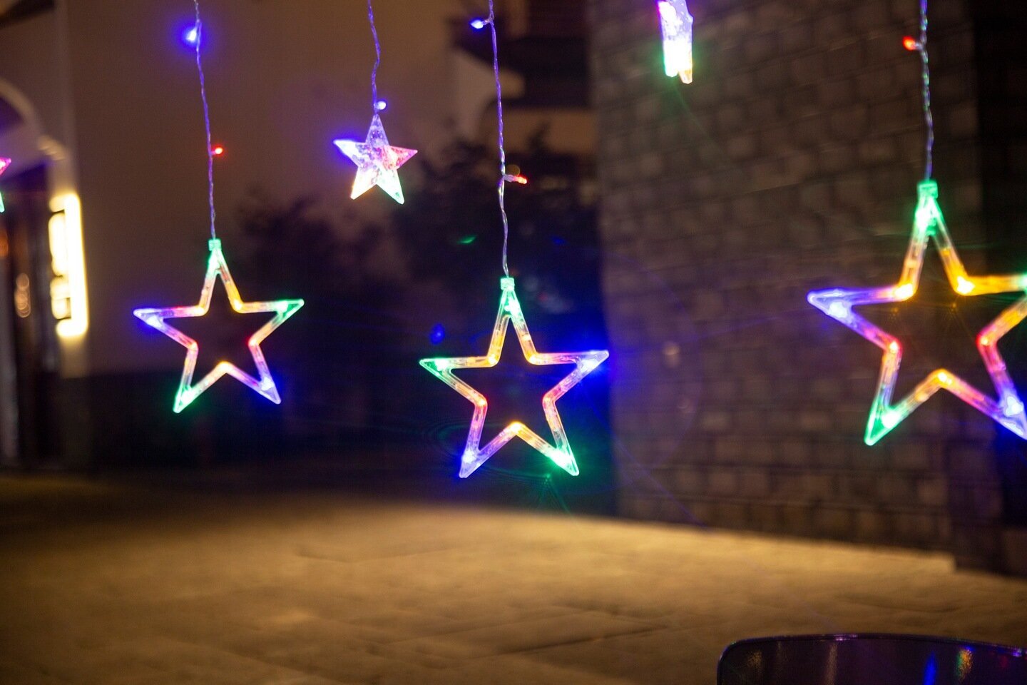 Kalėdinė girlianda Varvekliai ir žvaigždės, 138 LED, 5.5 m kaina ir informacija | Girliandos | pigu.lt