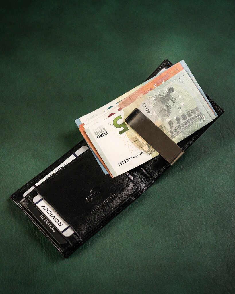 Vyriška natūralios odos piniginė Cavaldi, juoda цена и информация | Vyriškos piniginės, kortelių dėklai | pigu.lt