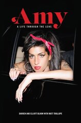 Amy Winehouse: A Life Through a Lens цена и информация | Книги по фотографии | pigu.lt